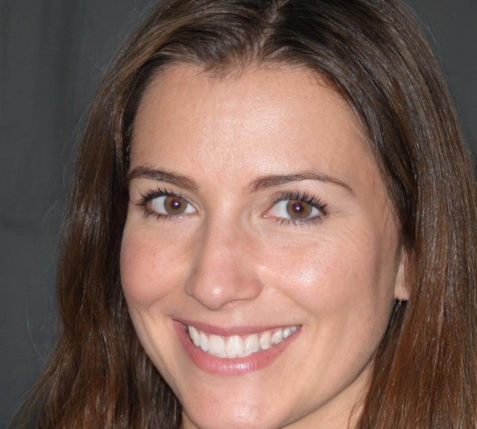 Sarah Williams, Gestora de Carteras